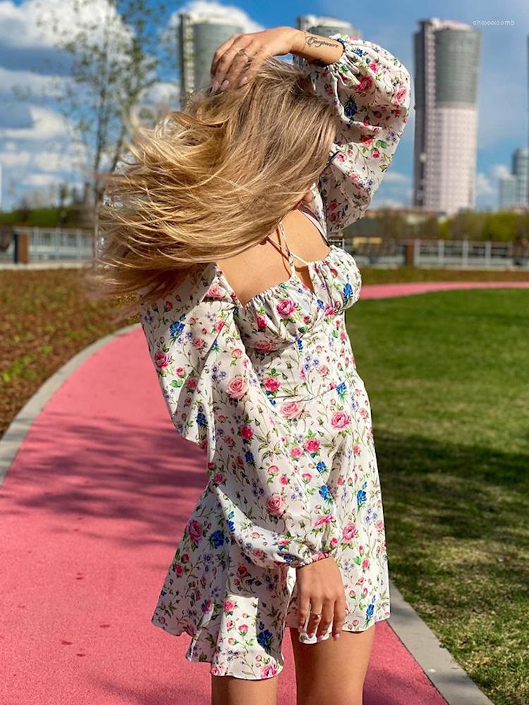 Casual Dresses Tossy Floral Dress Women Lantern Long Sleeve Ruched Print A Line Square Neck Tie Up Mini Vestidos Sexy Chic Summer Beach, Rose
Casual Dresses Tossy Floral Dress Women Lantern Long Sleeve Ruched Print A Line Square Neck Tie Up Mini Vestidos Sexy Chic Summer Beach, Rose