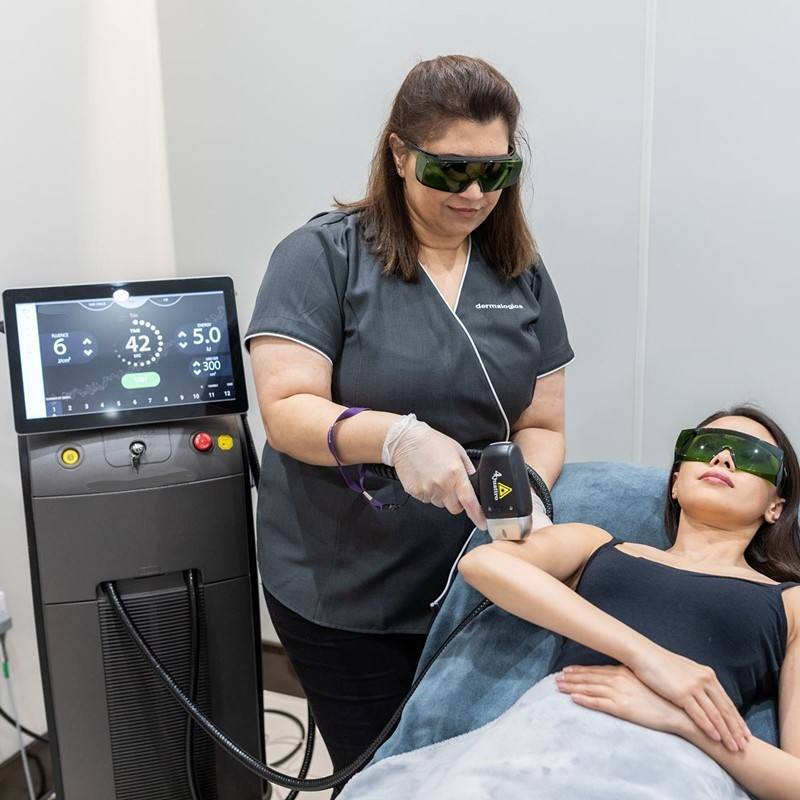 Big High Power Permanently Laser Diodo 810 808nm Diode Laser Hair Removal Machine 755 808 1064 Diode Laser good price
Big High Power Permanently Laser Diodo 810 808nm Diode Laser Hair Removal Machine 755 808 1064 Diode Laser good price