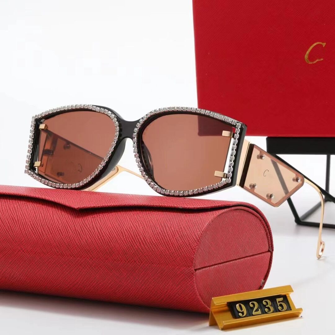 Designer Sunglasses Polarized Sunglasses For Women and Men Fashion Model Special UV 400 Protection Leg Double Beam Big Frame Outdoor Eyewear 9235 
Designer Sunglasses Polarized Sunglasses For Women and Men Fashion Model Special UV 400 Protection Leg Double Beam Big Frame Outdoor Eyewear 9235