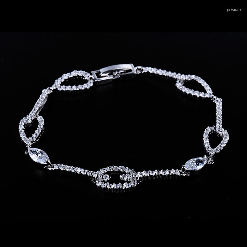 Link Bracelets GAOLA2023 Fashion Jewelry Bracelet Cubic Zirconia For Women Copper White Gold Color Bangles GLS0402
Link Bracelets GAOLA2023 Fashion Jewelry Bracelet Cubic Zirconia For Women Copper White Gold Color Bangles GLS0402
