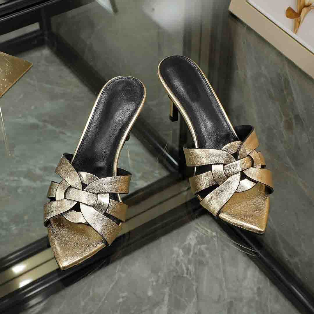 Luxury women sandal high heels Tribute slipper slide strass and leather sandals sexy pointed toe summer pop lady pump shoes 35-42, 10
Luxury women sandal high heels Tribute slipper slide strass and leather sandals sexy pointed toe summer pop lady pump shoes 35-42, 10