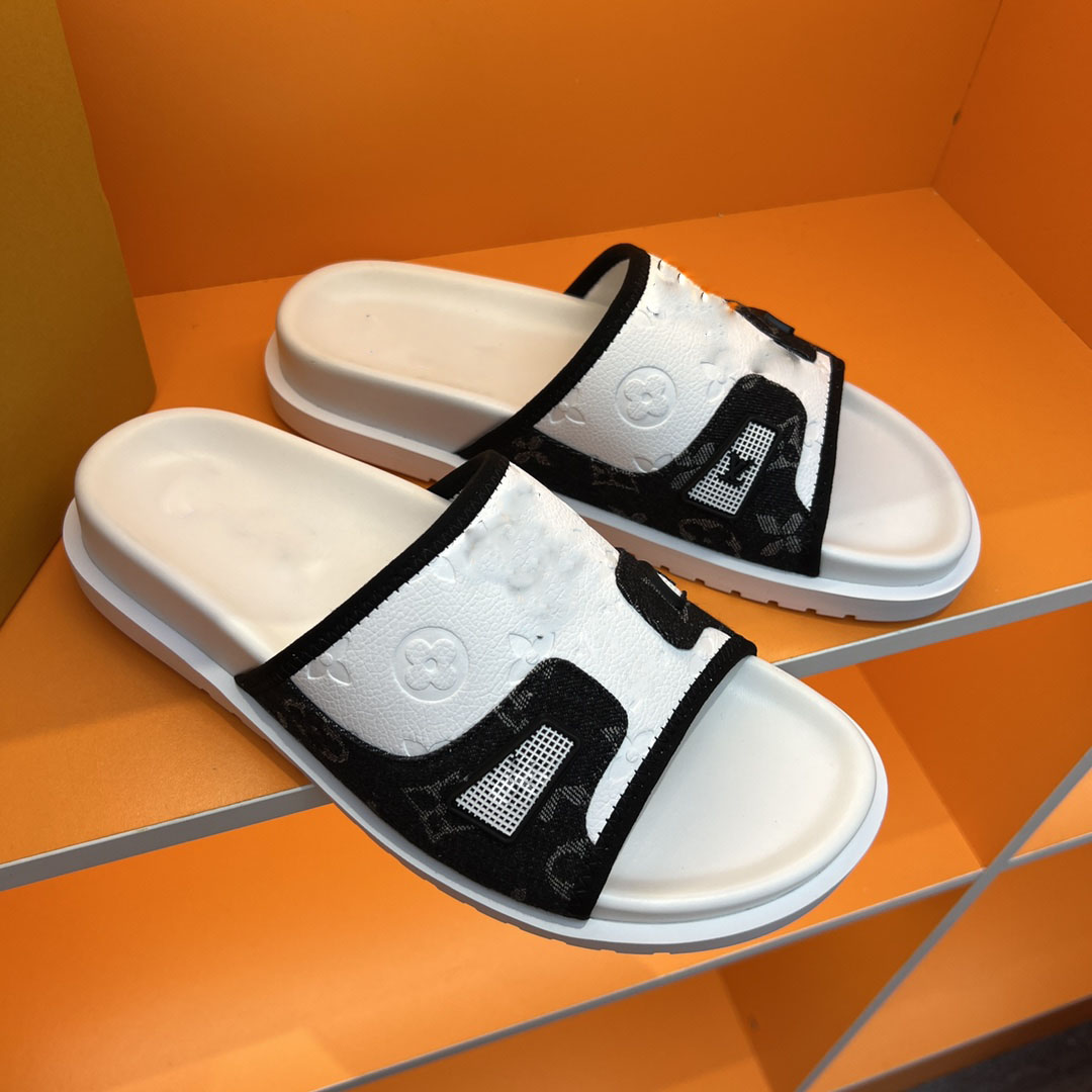 2023 Top Quality Designer Sandals Slippers Beach Classic Flat Sandal Luxury Summer Lady Leather Flip Flops Men Women Slides 38-45
2023 Top Quality Designer Sandals Slippers Beach Classic Flat Sandal Luxury Summer Lady Leather Flip Flops Men Women Slides 38-45