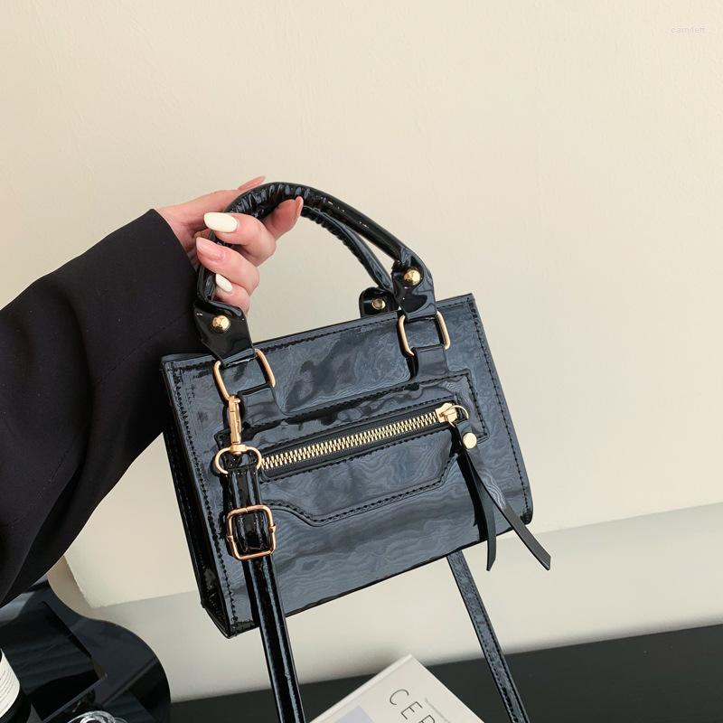 Evening Bags Pu Leather Bolsas Fashion Women's Bag Small Luxury Designer Handbag Travel Purse Tote Female Shoulder Messenger 2023, Black
Evening Bags Pu Leather Bolsas Fashion Women's Bag Small Luxury Designer Handbag Travel Purse Tote Female Shoulder Messenger 2023, Black