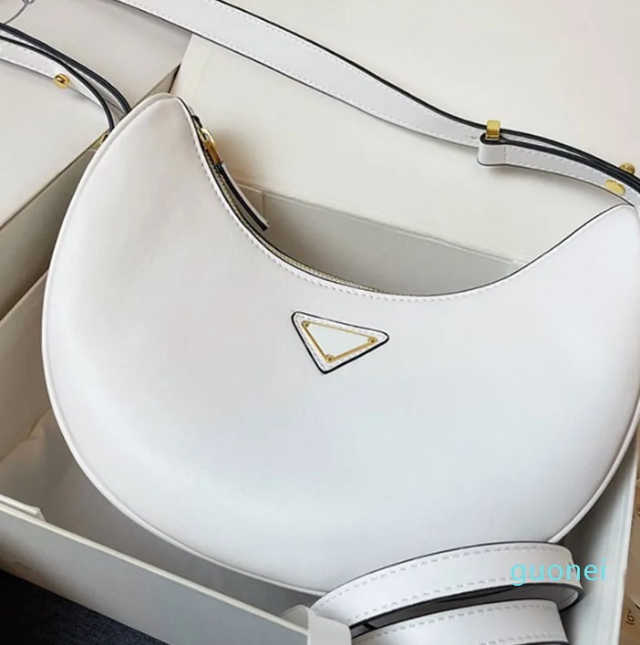 2023 Pouch Bag Hobo Shoulder Bags Crossbody Handbag Purse Cowhide Genuine Leather Plain Fashion Letter Zipper Open Triangle Decoration Women Clutch, Black
2023 Pouch Bag Hobo Shoulder Bags Crossbody Handbag Purse Cowhide Genuine Leather Plain Fashion Letter Zipper Open Triangle Decoration Women Clutch, Black