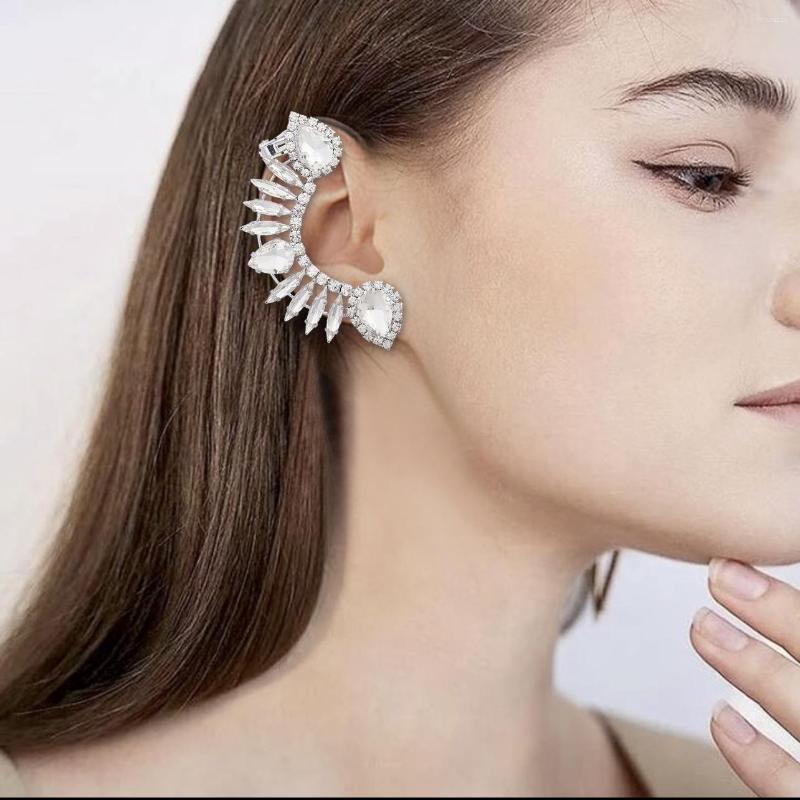 Stud Earrings Gorgeous Sun Fashion Inlaid Rhinestone Bridal Wedding Accessory Sparkling Personality Dinner Party Jewelry
Stud Earrings Gorgeous Sun Fashion Inlaid Rhinestone Bridal Wedding Accessory Sparkling Personality Dinner Party Jewelry