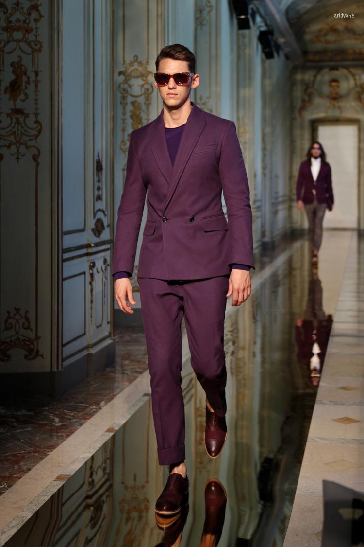 Men's Suits Notch Lapel Burgundy Men Fashion Terno Masculino Costume Homme Slim Fit Blazer Handsome Tuxedos High Quality(Jacket Pant), Picture shown
Men's Suits Notch Lapel Burgundy Men Fashion Terno Masculino Costume Homme Slim Fit Blazer Handsome Tuxedos High Quality(Jacket Pant), Picture shown