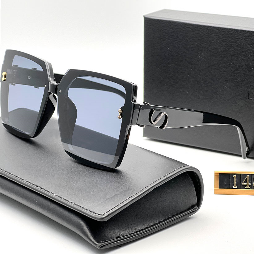 Designer Sunglasses Fashion Retro Big Frame Sunglass for Men Momen Adumbral 8 Color Sun Glasses
Designer Sunglasses Fashion Retro Big Frame Sunglass for Men Momen Adumbral 8 Color Sun Glasses