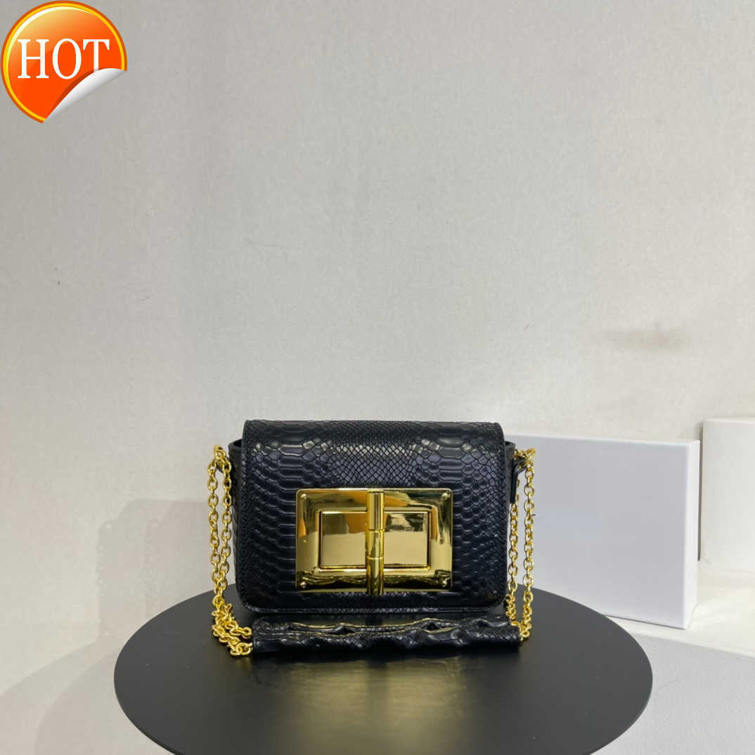 Luxury Brand Designer Bags Handbag Shoulder Crossbody Bag Tote bag High Quality Solid Color Printing Women's Versatile Portable Messenger bags Factory direct sales, Color 20
Luxury Brand Designer Bags Handbag Shoulder Crossbody Bag Tote bag High Quality Solid Color Printing Women's Versatile Portable Messenger bags Factory direct sales, Color 20