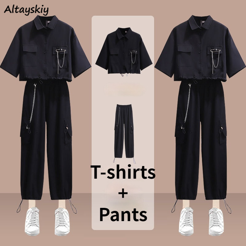 Women Two Piece Pant Sets Turn down Collar Pockets Crop Tops Short Sleeve T shirts Elastic Waist Chain Tie Feet Cargo Casual Ulzzang Chic 230317, T-shirts pants set 2
Women Two Piece Pant Sets Turn down Collar Pockets Crop Tops Short Sleeve T shirts Elastic Waist Chain Tie Feet Cargo Casual Ulzzang Chic 230317, T-shirts pants set 2