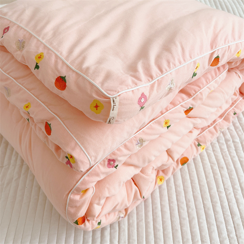 Quilts Grade A Pure Cotton Brushed Thick Pink Three-Dimensional Edge Bread Quilt Autumn And Winter Warm Soybean Quilt Children's Single 230317