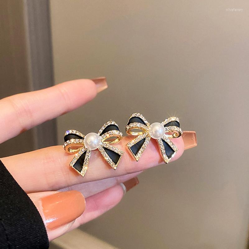 Stud Earrings Trendy 14K Gold Plated Black Enamel Bowknot Pearls For Women Girl Korean Fashion Jewelry S925 Silver Needle Zircon
Stud Earrings Trendy 14K Gold Plated Black Enamel Bowknot Pearls For Women Girl Korean Fashion Jewelry S925 Silver Needle Zircon