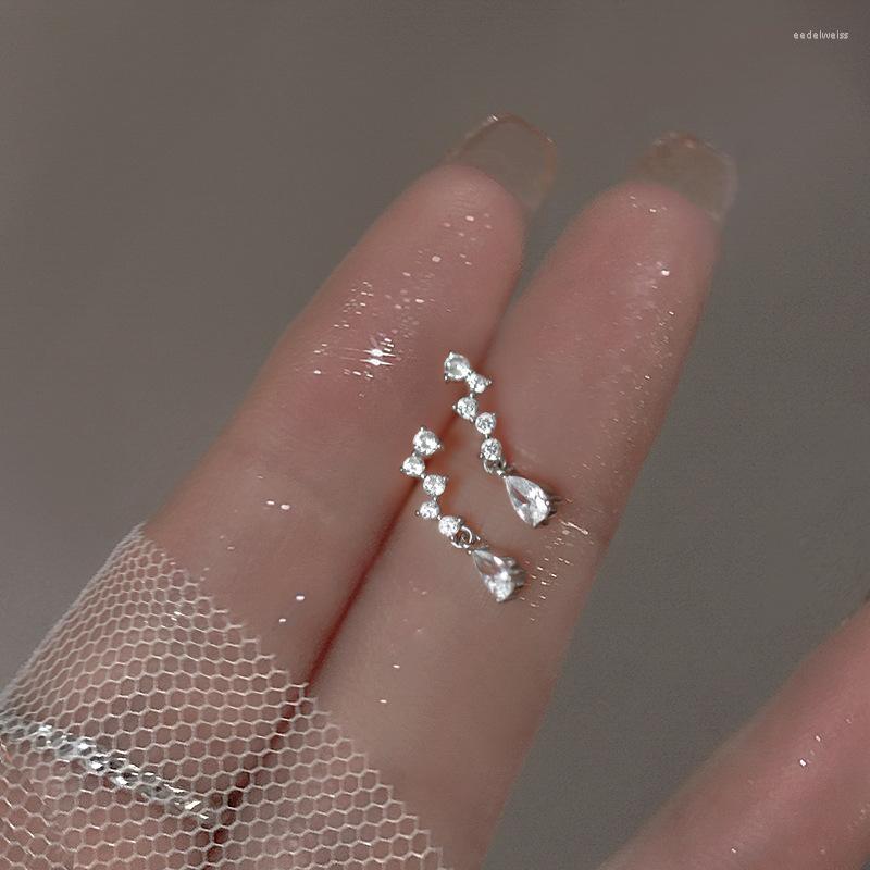 Stud Earrings Exquisite Beautiful Water Drop Shaped Bright Sparkling Zirconia For Women Romantic Wedding Jewelry Girl
Stud Earrings Exquisite Beautiful Water Drop Shaped Bright Sparkling Zirconia For Women Romantic Wedding Jewelry Girl