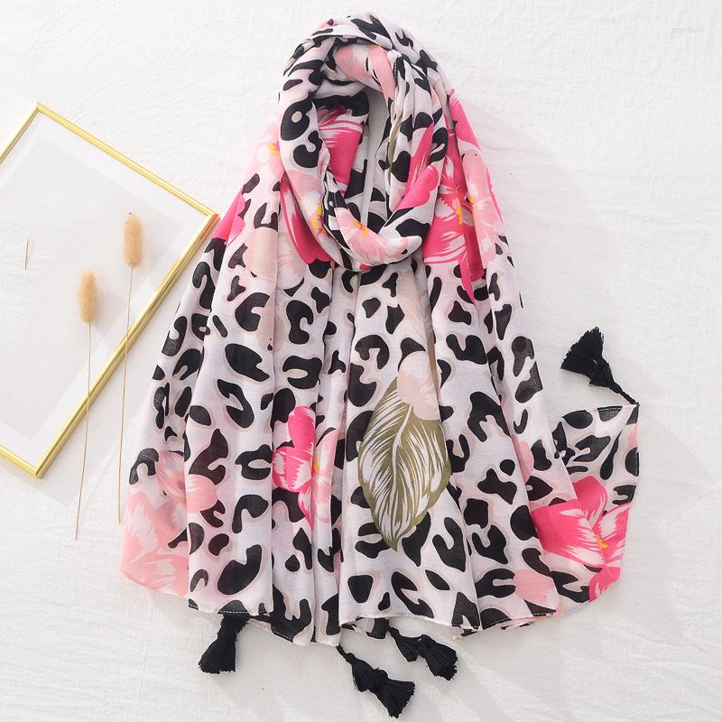Scarves Leopard Scarf Long Tassel Hijab Scarfs For Women Luxury Quality Shawl Wraps Muslim Woman Hijabs Pink Blue Ladies Head
Scarves Leopard Scarf Long Tassel Hijab Scarfs For Women Luxury Quality Shawl Wraps Muslim Woman Hijabs Pink Blue Ladies Head