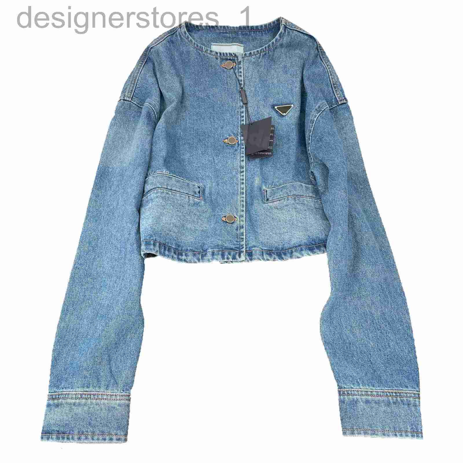 designer Women Denim Jacket Metal Badge Designer Spring Summer Light Vintage Style Luxury Coat PDBS, Blue
designer Women Denim Jacket Metal Badge Designer Spring Summer Light Vintage Style Luxury Coat PDBS, Blue