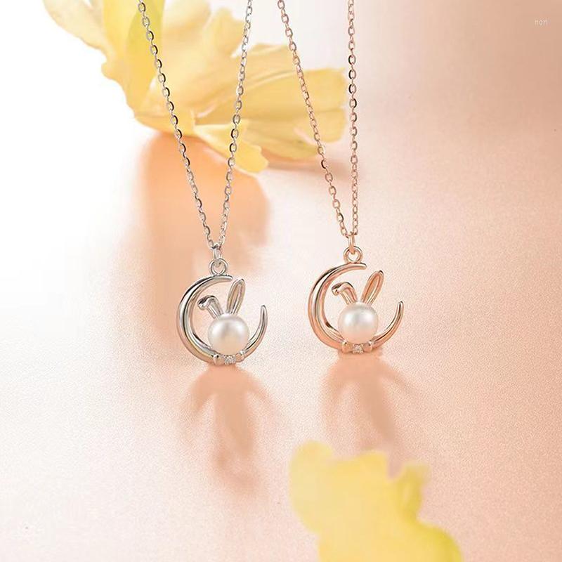 Pendant Necklaces Copper Pearl Moon Necklace For Women Fashion Freshwater Beads Light Luxury Clavicle Chain
Pendant Necklaces Copper Pearl Moon Necklace For Women Fashion Freshwater Beads Light Luxury Clavicle Chain