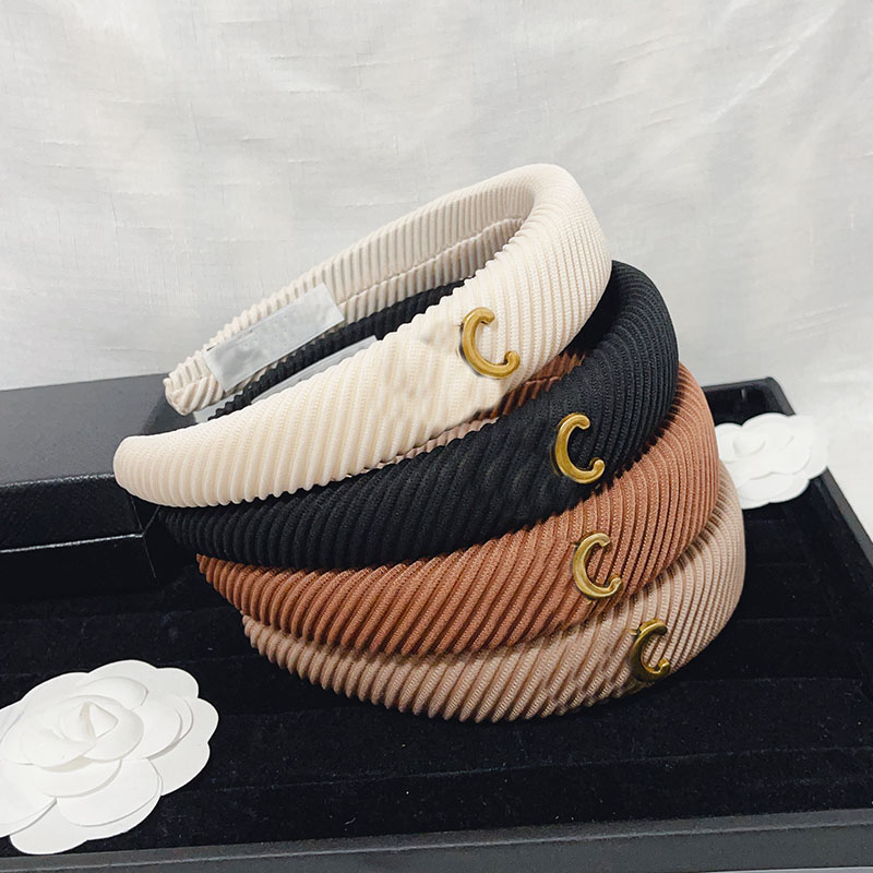Brand Designer Letters Printing Headband for Women Korean Vintage Retro Wide Hair Hoop Sports Turban Headwrap Accessories
Brand Designer Letters Printing Headband for Women Korean Vintage Retro Wide Hair Hoop Sports Turban Headwrap Accessories