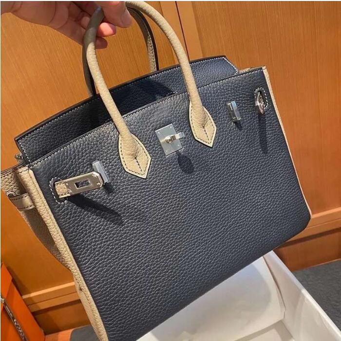 2023 New Luxury tote bag fashion designer bags stripes classic bag pocket chain leather top handle handbags purse women 2023
2023 New Luxury tote bag fashion designer bags stripes classic bag pocket chain leather top handle handbags purse women 2023