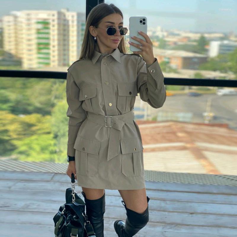 Casual Dresses Women Vintage Solid Mini Dress Turn Down Collar Pockets Single Button Straight Autumn High Street Shirt, Picture shown
Casual Dresses Women Vintage Solid Mini Dress Turn Down Collar Pockets Single Button Straight Autumn High Street Shirt, Picture shown