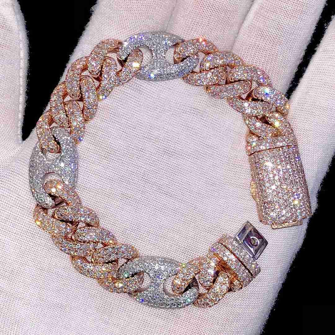 14mm Iced Out Cuban Link Bracelet | Vvs Moissanite Diamond Cuban Bracelet | Men 925 Silver Moissanite Bracelet
14mm Iced Out Cuban Link Bracelet | Vvs Moissanite Diamond Cuban Bracelet | Men 925 Silver Moissanite Bracelet