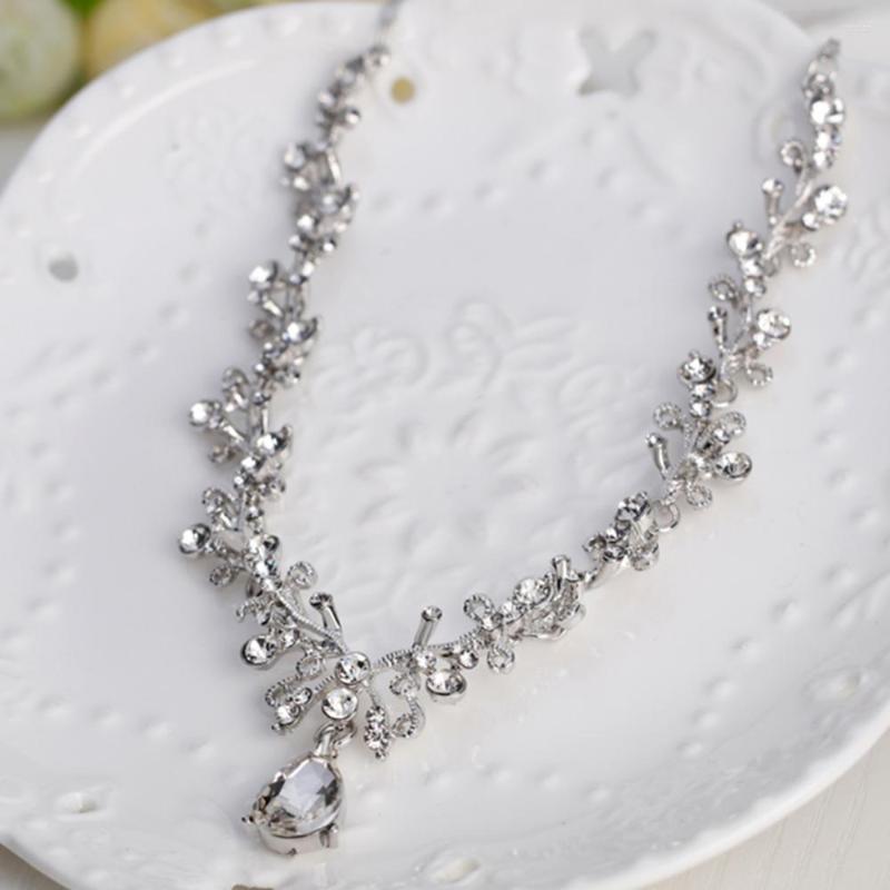 Necklace Earrings Set Rhinestone Women Fashion Jewelry Teardrop Pendant / Dangle, Picture shown
Necklace Earrings Set Rhinestone Women Fashion Jewelry Teardrop Pendant / Dangle, Picture shown