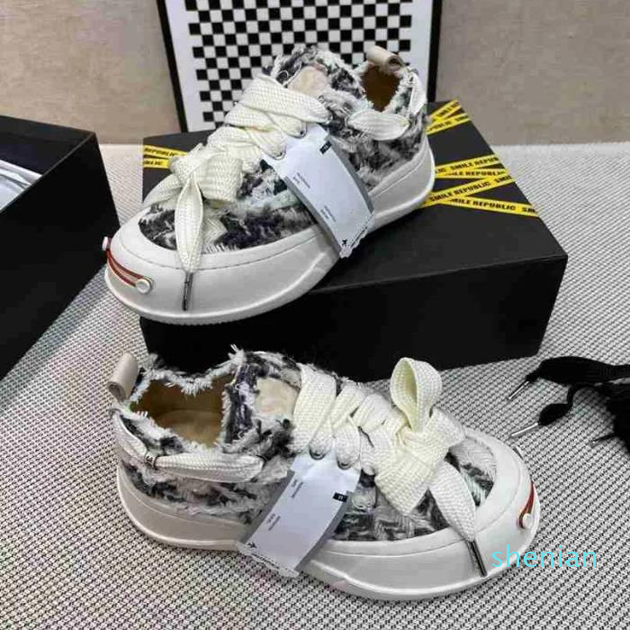 New Light Pink Canvas Casual Shoes The same canvas shoes cheese cat thick soled match taller version of beggar board shoes women
New Light Pink Canvas Casual Shoes The same canvas shoes cheese cat thick soled match taller version of beggar board shoes women