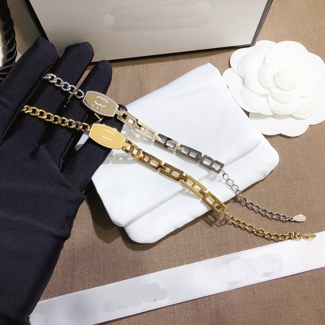New Style Chain Bracelets Women Men Bangle 18K Gold Plated Stainless steel Flower Pendants Lovers Gift Wristband Cuff Chain Wedding Jewelry L096
New Style Chain Bracelets Women Men Bangle 18K Gold Plated Stainless steel Flower Pendants Lovers Gift Wristband Cuff Chain Wedding Jewelry L096