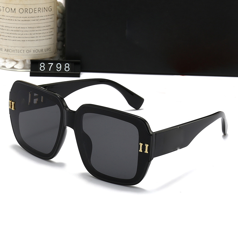 2023 New Sunglasses Women's Large Square Sunglasses Large Face Shows Thin Ins Temperament Women's Sunglasses UV Resistant Bold Frame
2023 New Sunglasses Women's Large Square Sunglasses Large Face Shows Thin Ins Temperament Women's Sunglasses UV Resistant Bold Frame