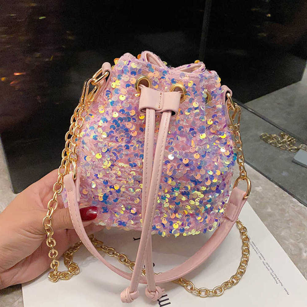 Luxury Designer Handbags for Women Shoulder Bags Female Trend Brand Crossbody Sequins Evening Women's Purse 230315, Black
Luxury Designer Handbags for Women Shoulder Bags Female Trend Brand Crossbody Sequins Evening Women's Purse 230315, Black