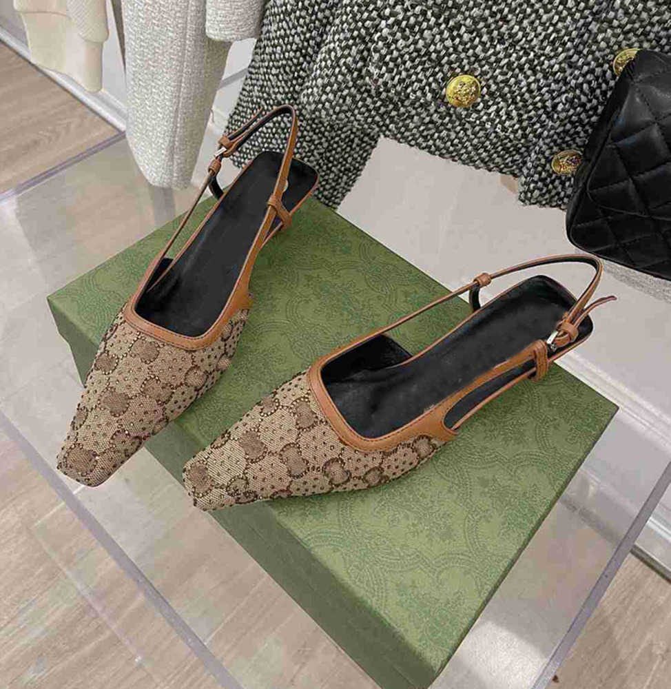 Sandals Designer Sling Back Summer Fashion Women Luxury Rhinestone Wedding Sandles Slider, 5#
Sandals Designer Sling Back Summer Fashion Women Luxury Rhinestone Wedding Sandles Slider, 5#