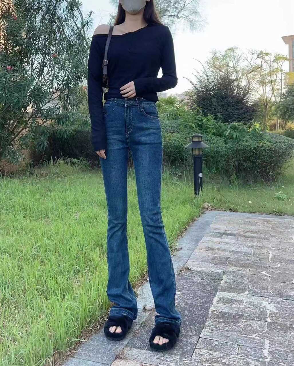 Shenzhen Nanyou 2022 Autumn and Winter New Xiaoxiangjia Water Wash Cotton Blue Straight Leg Pants High Waist Jeans Women, Black
Shenzhen Nanyou 2022 Autumn and Winter New Xiaoxiangjia Water Wash Cotton Blue Straight Leg Pants High Waist Jeans Women, Black