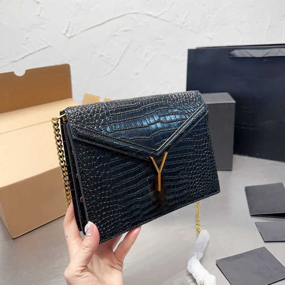 designer shoulder bags womens handbag chain bag luxury leather crossbody purse Classic Letter Printing Women Handbags 221024, Ybag-01
designer shoulder bags womens handbag chain bag luxury leather crossbody purse Classic Letter Printing Women Handbags 221024, Ybag-01