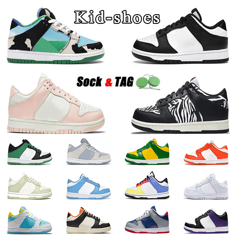 dhgate hot top kids shoes chunky dunky kids designer retro panda men women kids sneakers green strike orange pearl syracuse outdoor running shoes UNC zebra, Socks and tag
dhgate hot top kids shoes chunky dunky kids designer retro panda men women kids sneakers green strike orange pearl syracuse outdoor running shoes UNC zebra, Socks and tag