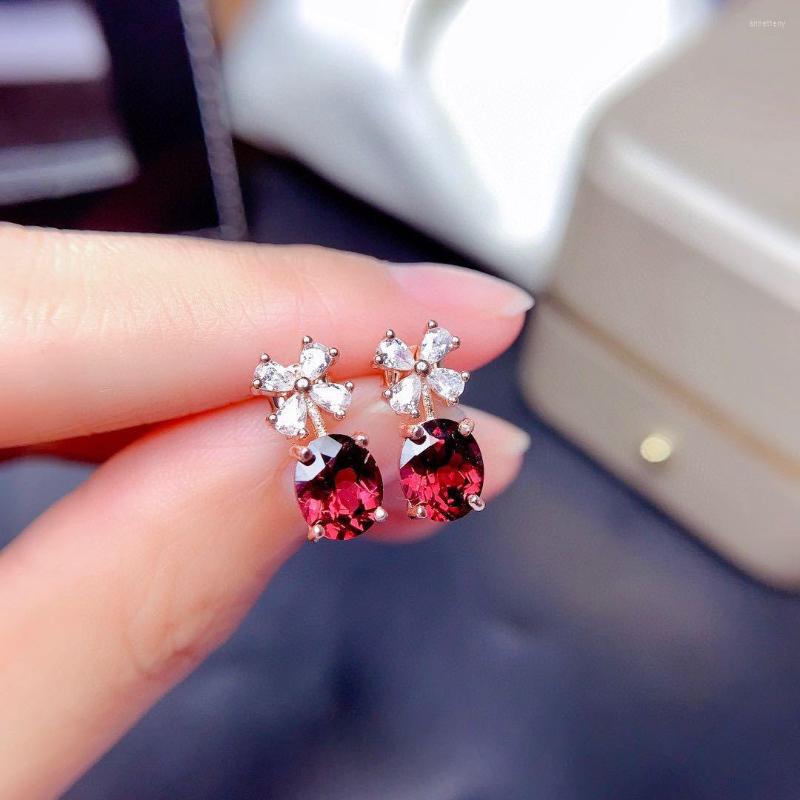 Stud Earrings Red Tourmaline Color Treasure Short For Women Plated With 18K Rose Gold Temperament
Stud Earrings Red Tourmaline Color Treasure Short For Women Plated With 18K Rose Gold Temperament