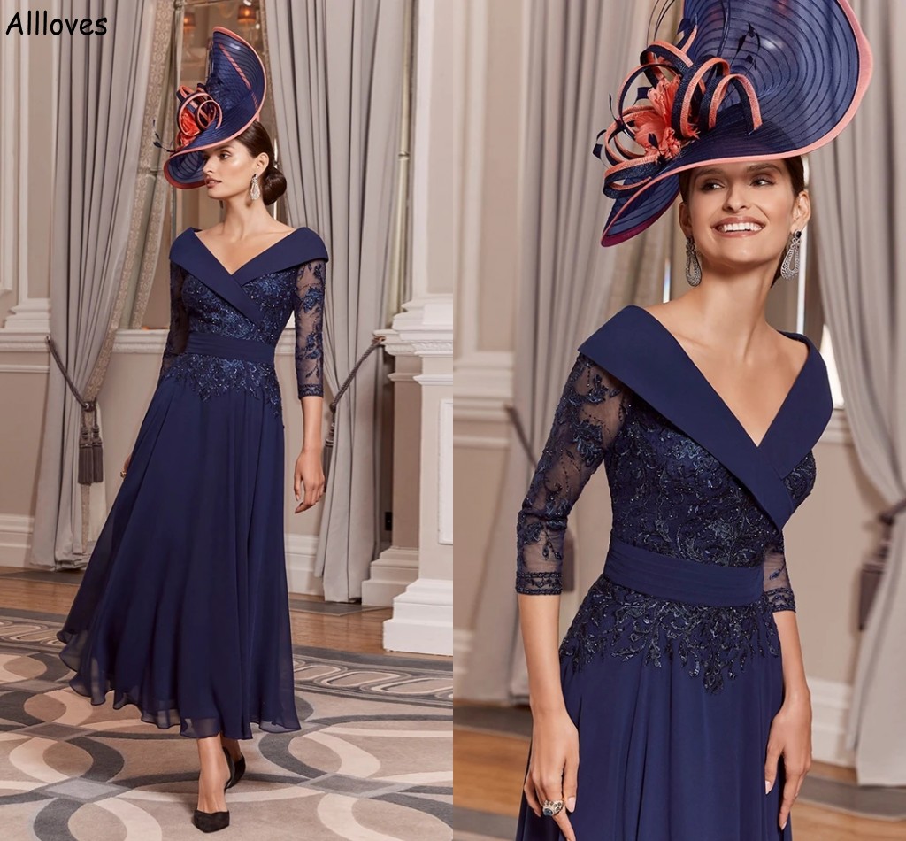 Elegant Dark Navy Mother Of The Bride Dresses A Line Chiffon Lace Appliqued V Neck Women Formal Party Gowns 3/4 Long Sleeves Ankle Length Wedding Mother's Dress CL2023
Elegant Dark Navy Mother Of The Bride Dresses A Line Chiffon Lace Appliqued V Neck Women Formal Party Gowns 3/4 Long Sleeves Ankle Length Wedding Mother's Dress CL2023