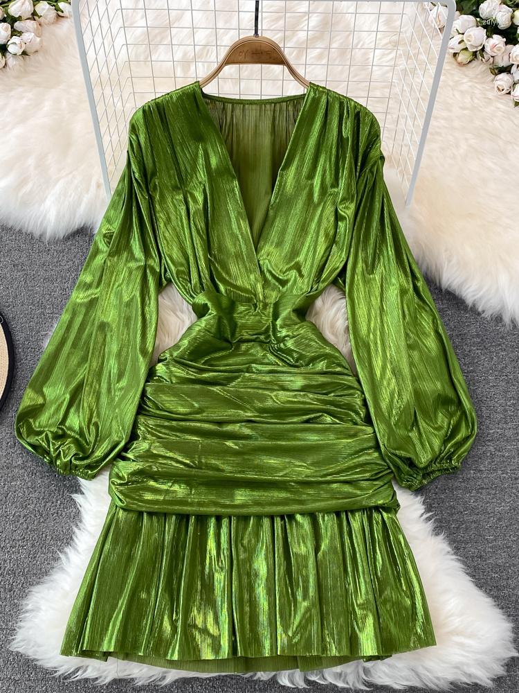 Casual Dresses Women Sexy Draped Mini Dress Green/Red/Yellow Metal Color V-Neck Puff Long Sleeve High Waist Ruffle Hem Vestidos Fashion, Black
Casual Dresses Women Sexy Draped Mini Dress Green/Red/Yellow Metal Color V-Neck Puff Long Sleeve High Waist Ruffle Hem Vestidos Fashion, Black