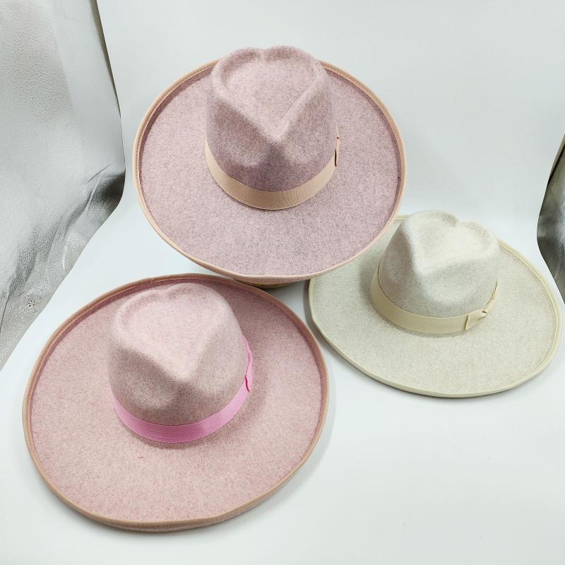 Berets Women FEDORA WINTER WOMAN HAT 9.5cm Wide Brim Love Top Women's Felt Panama Wool Bow Ribbon
Berets Women FEDORA WINTER WOMAN HAT 9.5cm Wide Brim Love Top Women's Felt Panama Wool Bow Ribbon