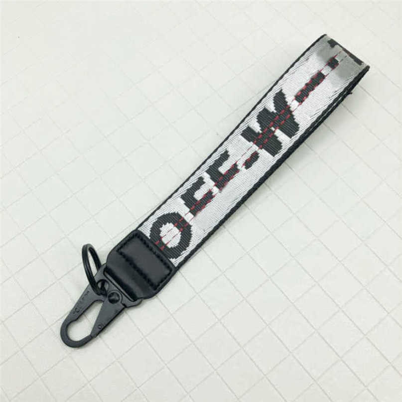 Luxury Key Offs Rings Brand Keychains Clear Rubber Jelly Letter Print Keys Ring Fashion Men Women Canvas Keychain Camera Pendant Belt 3.5x25cm Keyring H9n0
Luxury Key Offs Rings Brand Keychains Clear Rubber Jelly Letter Print Keys Ring Fashion Men Women Canvas Keychain Camera Pendant Belt 3.5x25cm Keyring H9n0