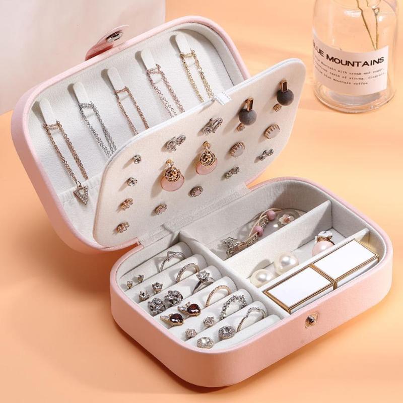 Jewelry Pouches Velvet Display Korean Style Earrings Plate Box Portable Leather Ring Multi-function Storage
Jewelry Pouches Velvet Display Korean Style Earrings Plate Box Portable Leather Ring Multi-function Storage