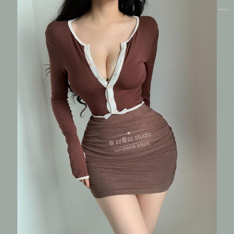 Women's T Shirts Fall Sexy Fashionable Chest-Flattering Color Matching Elegant Slightly Mature CommonStyle Slim-Fit Long SleeveT-shirt-Style, Coffee color
Women's T Shirts Fall Sexy Fashionable Chest-Flattering Color Matching Elegant Slightly Mature CommonStyle Slim-Fit Long SleeveT-shirt-Style, Coffee color