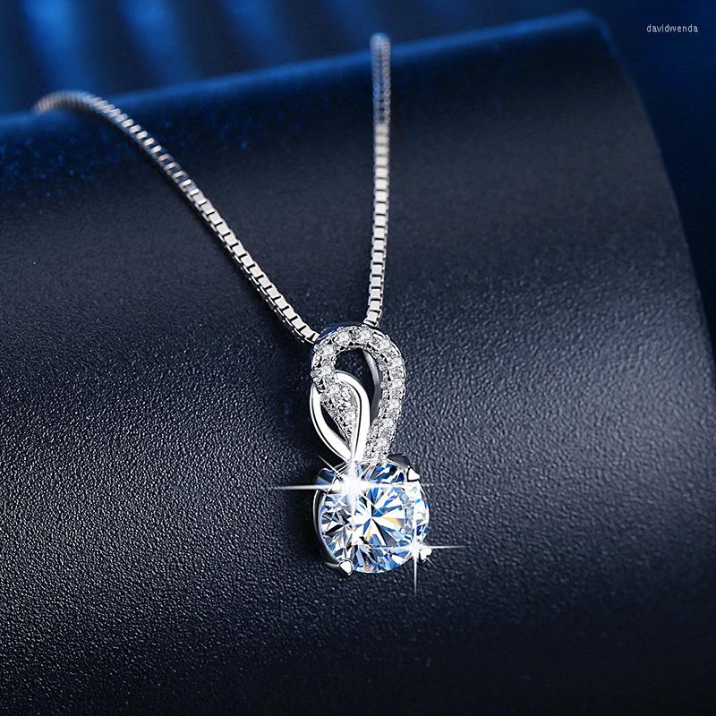 Chains Fashion Jewelry Creative Double Love Pendant Moissanite Four Necklace