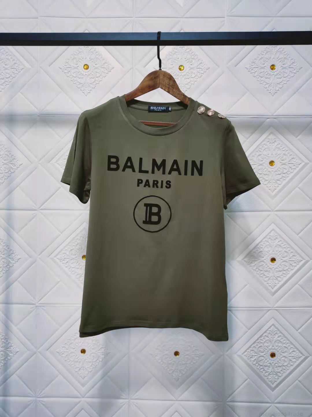 Designer Luxury Coats Spring and Summer New Delireba Style Bal Flocked Letter Cotton Shortsleeved Tshirt for Lovers Classic Print MH1A
Designer Luxury Coats Spring and Summer New Delireba Style Bal Flocked Letter Cotton Shortsleeved Tshirt for Lovers Classic Print MH1A