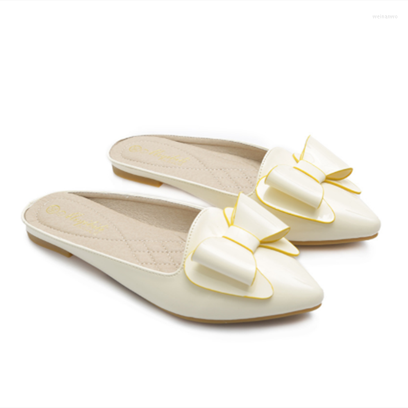 Slippers Feminino Sweet Bow-Knot Flat Front Closed Toe Daily Casual Shoes Patent Leather Beige Pinkish Spongy Insole 43-33 22cm
Slippers Feminino Sweet Bow-Knot Flat Front Closed Toe Daily Casual Shoes Patent Leather Beige Pinkish Spongy Insole 43-33 22cm