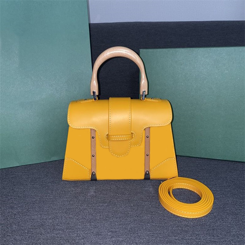 Classic style convenient removable strap crossbody bag solid senior small size lady cosmetic bag fashion leather smooth purse and handbags trendy chic XB001 E23, #6
Classic style convenient removable strap crossbody bag solid senior small size lady cosmetic bag fashion leather smooth purse and handbags trendy chic XB001 E23, #6