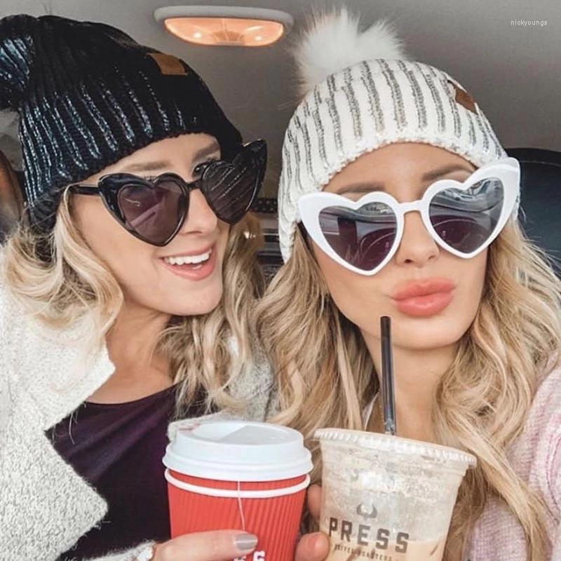 Sunglasses HKNA Love Heart Women 2023 High Quality Eyeglasses Vintage Metal Hinge Glasses Retro Eyewear Shades For
Sunglasses HKNA Love Heart Women 2023 High Quality Eyeglasses Vintage Metal Hinge Glasses Retro Eyewear Shades For