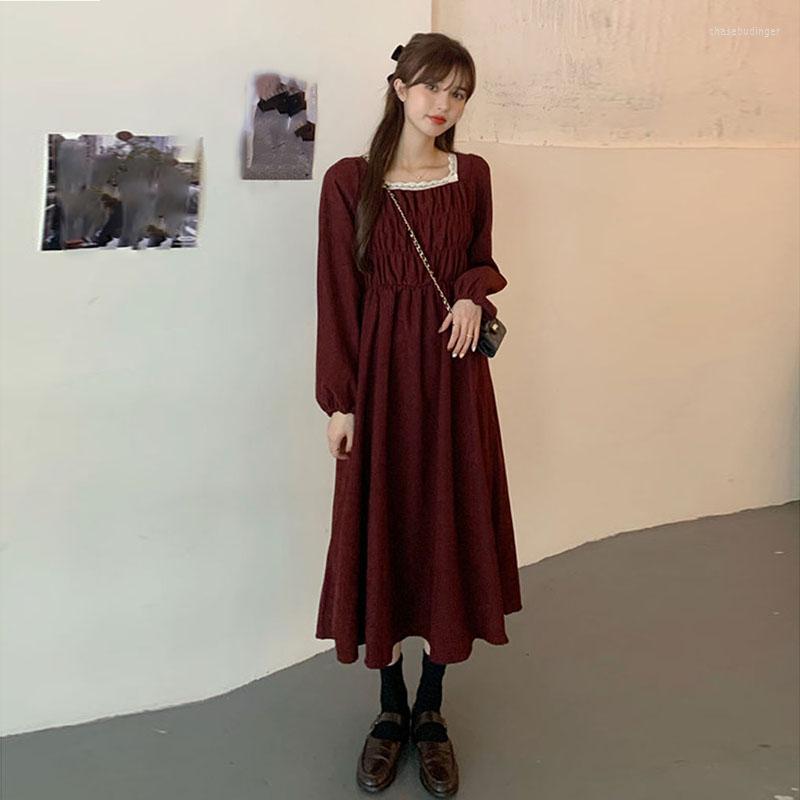 Casual Dresses Vintage Lace Women Dress Square Collar Long Sleeve 2023 Spring Korean Retro Waist Elegant Femme, Apricot
Casual Dresses Vintage Lace Women Dress Square Collar Long Sleeve 2023 Spring Korean Retro Waist Elegant Femme, Apricot