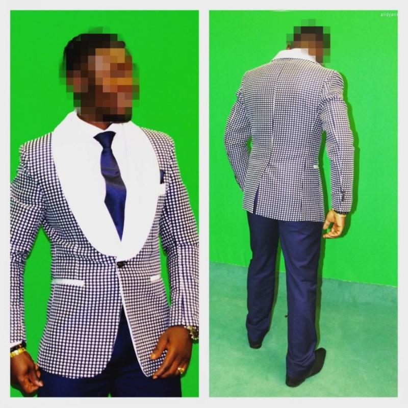 Men's Suits Brand Groomsmen Shawl White Lapel Groom Tuxedos Navy Blue Men Wedding Man (Jacket Pants Tie Hankerchief) B912, Same image
Men's Suits Brand Groomsmen Shawl White Lapel Groom Tuxedos Navy Blue Men Wedding Man (Jacket Pants Tie Hankerchief) B912, Same image