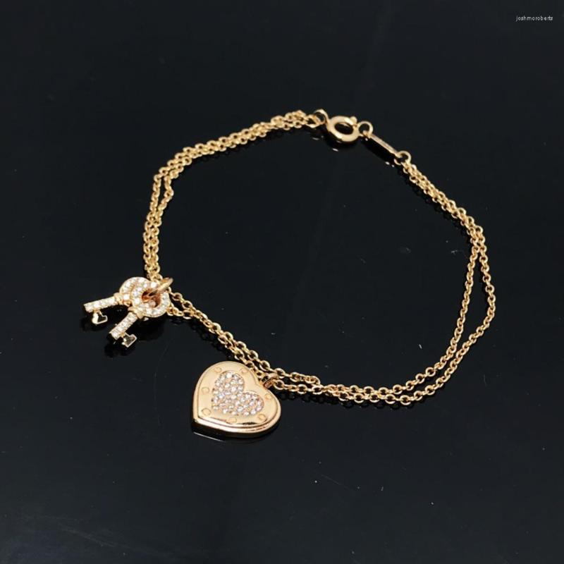 Charm Bracelets Classic Style High Version Heart Key Charms Double Chain Sterling Silver Bracelet For Women Fashion Jewelry B14055
Charm Bracelets Classic Style High Version Heart Key Charms Double Chain Sterling Silver Bracelet For Women Fashion Jewelry B14055