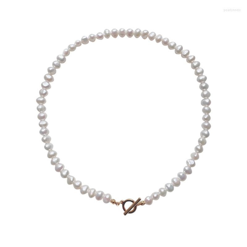 Chains Brass 18K Gold Natural Pearl Necklace French Elegant Retro Temperament Clavicle Chain OT Buckle Women
Chains Brass 18K Gold Natural Pearl Necklace French Elegant Retro Temperament Clavicle Chain OT Buckle Women