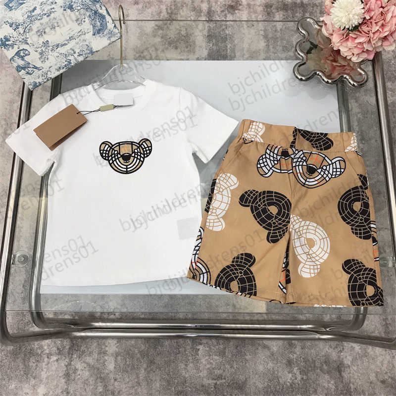 2023 Kids Summer Designer Clothes Sets White Fashion Simple Brand Cub Bear Three-dimensional Print T-shirt Beach Shorts Two Piece Suit Toddler Infant Clothing 0206, 14
2023 Kids Summer Designer Clothes Sets White Fashion Simple Brand Cub Bear Three-dimensional Print T-shirt Beach Shorts Two Piece Suit Toddler Infant Clothing 0206, 14