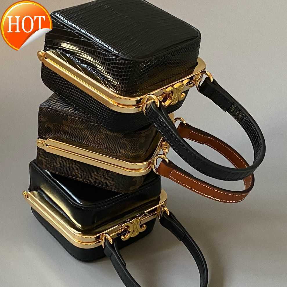 Luxury Brand Designer Handbags Shoulder Bags Crossbody Tote 23 New Women's Fashion Retro Texture Leather Mini Small Square Gift Box Packaging Factory Direct Sales, Black cowhide
Luxury Brand Designer Handbags Shoulder Bags Crossbody Tote 23 New Women's Fashion Retro Texture Leather Mini Small Square Gift Box Packaging Factory Direct Sales, Black cowhide